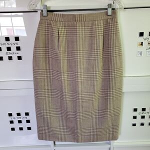 JH Collectibles Vintage 100% Pure Wool Women’s Skirts Size 8